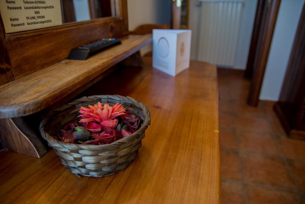 Locanda Dell'Arcangelo Rocca Massima ภายนอก รูปภาพ